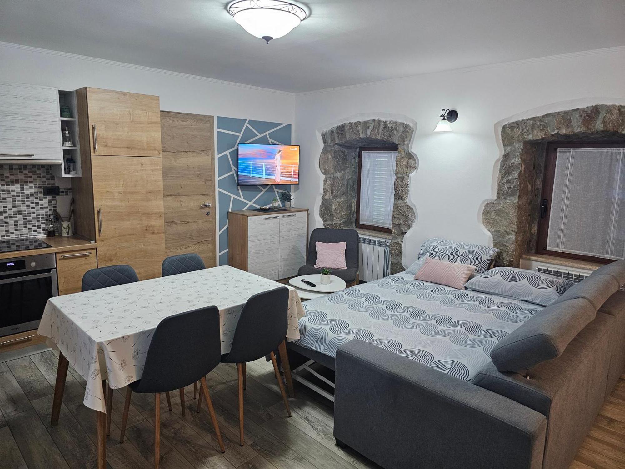 Villa Kos Lupoglav  Exteriér fotografie