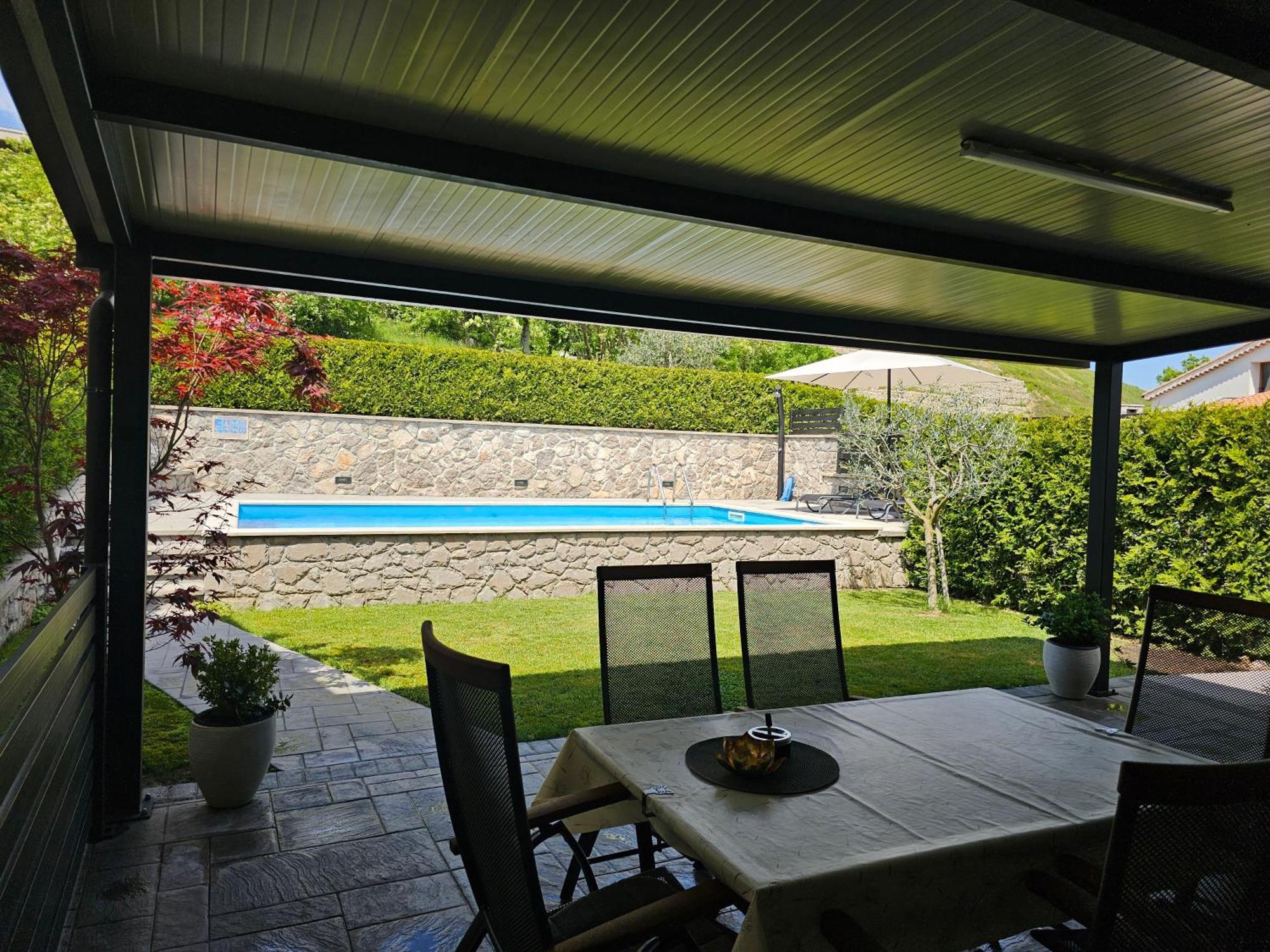 Villa Kos Lupoglav  Exteriér fotografie