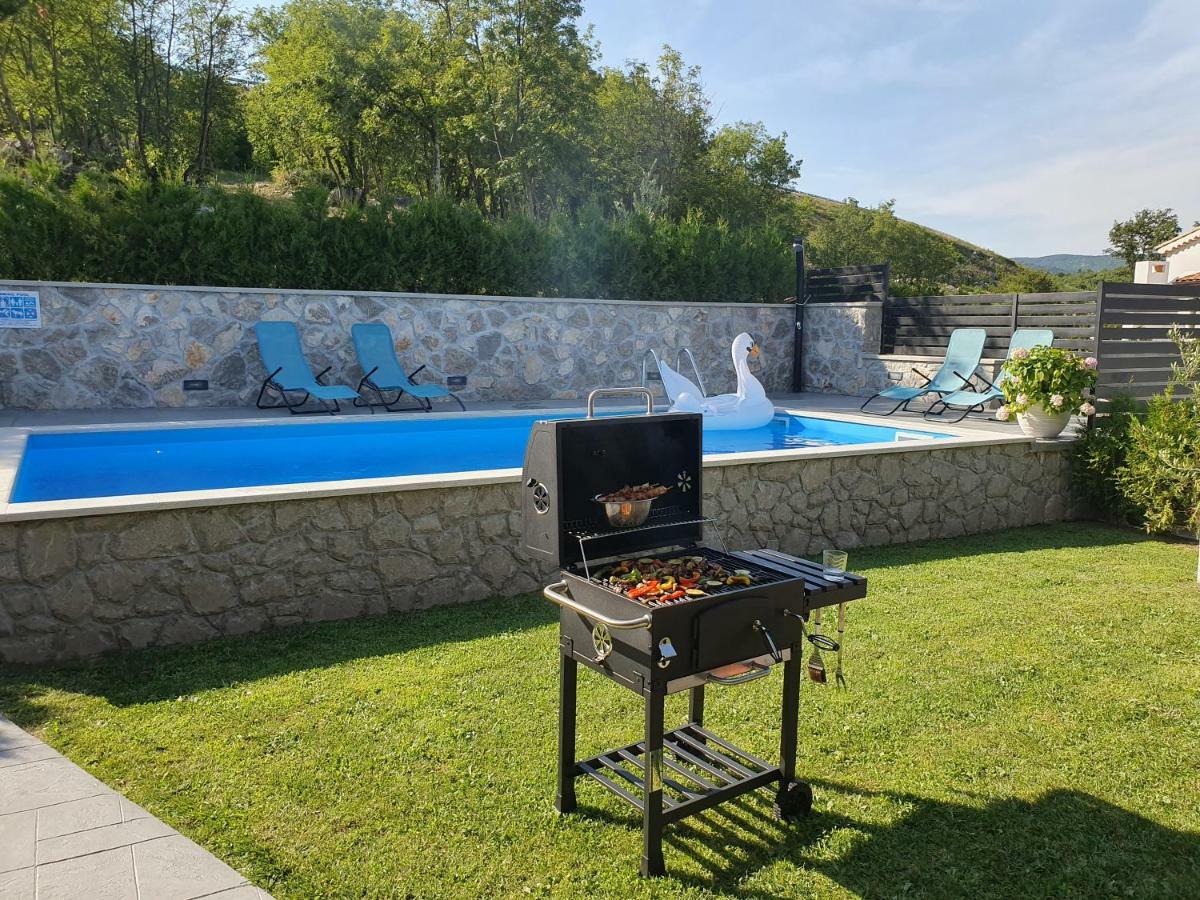 Villa Kos Lupoglav  Pokoj fotografie